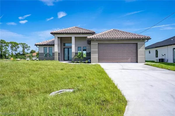 3802 16th ST SW, Lehigh Acres, FL 33976