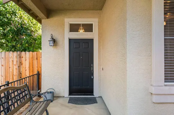 324 Perth CT, Roseville, CA 95747