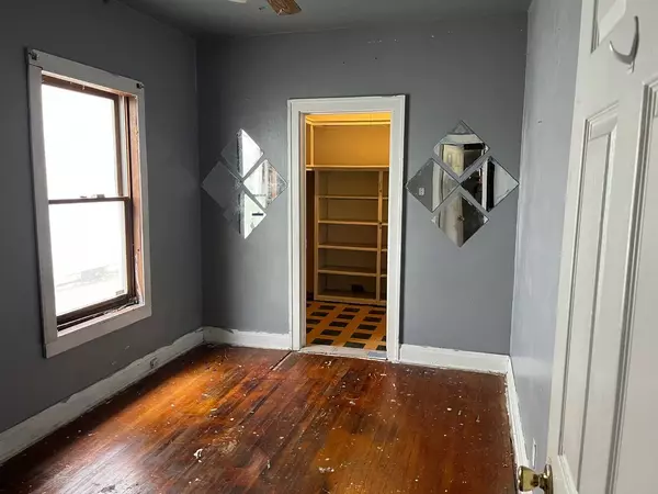 519 Gardner ST, Joliet, IL 60433