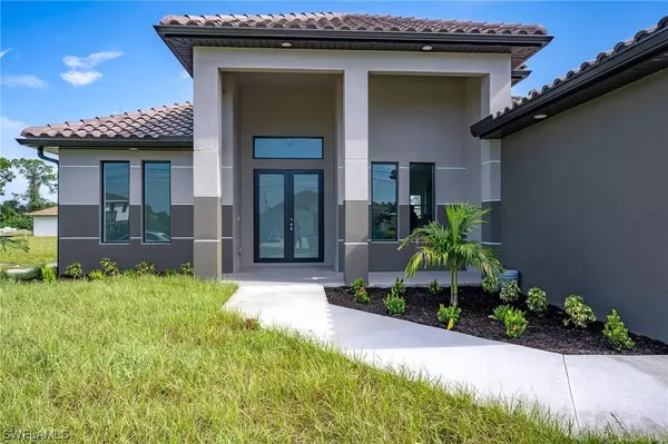 3802 16th ST SW, Lehigh Acres, FL 33976