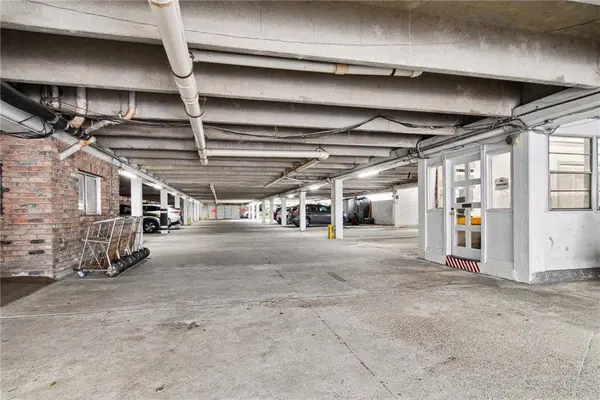 3000 ST CHARLES AVE #310, New Orleans, LA 70115