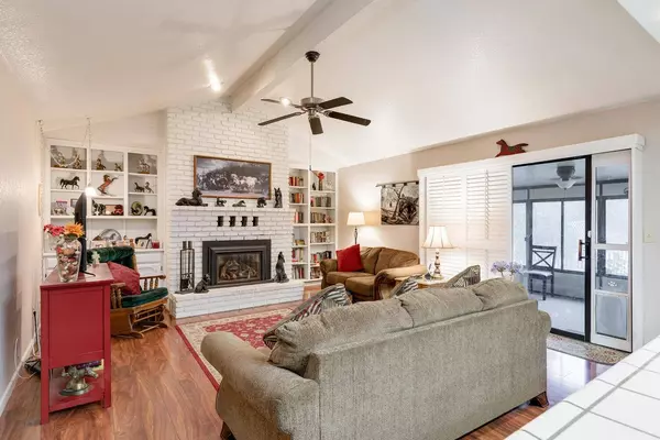 974 Mariposa DR, Yuba City, CA 95991