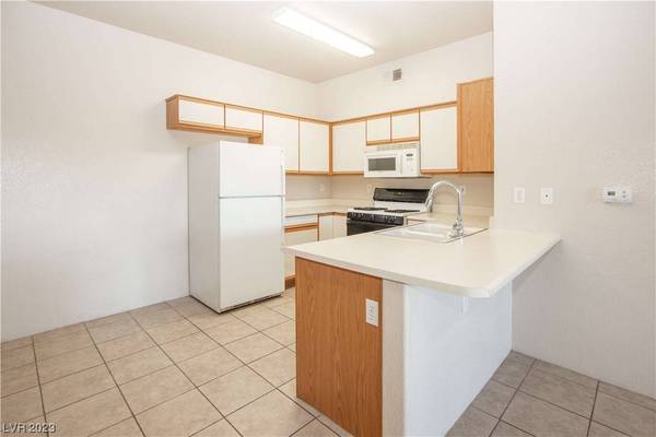 5751 E Hacienda Avenue #184, Las Vegas, NV 89122