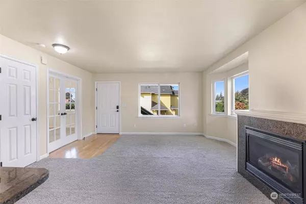 1389 Bayview CT #4, Blaine, WA 98230