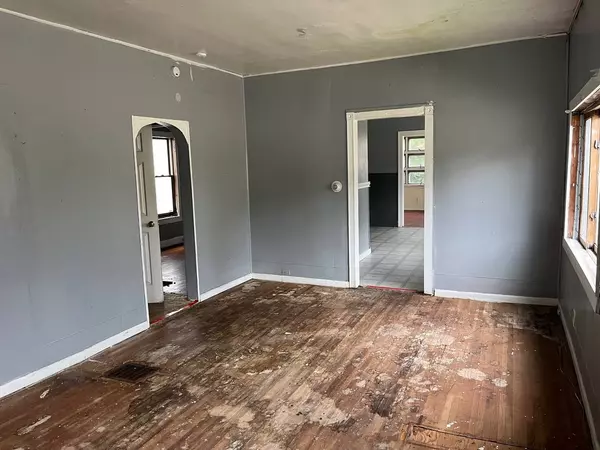 519 Gardner ST, Joliet, IL 60433