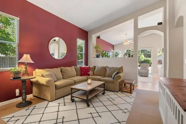 324 Perth CT, Roseville, CA 95747