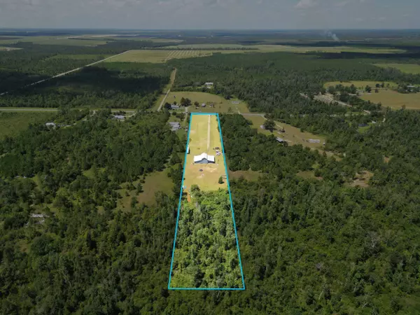 17991 County Road 287 Road, Clarksville, FL 32430