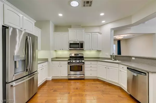 11261 Piper Peak Lane, Las Vegas, NV 89138