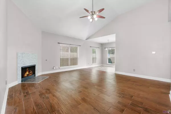 10244 SIMMS RD, Denham Springs, LA 70706