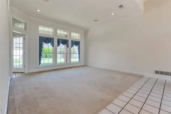 1313 Daventry Drive, Desoto, TX 75115