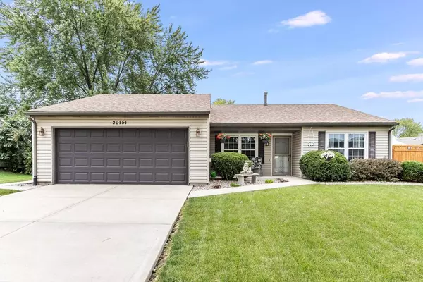 20151 S Rosewood DR, Frankfort, IL 60423