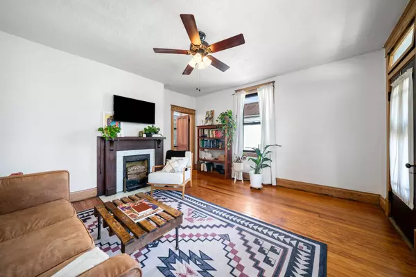 218 W Walnut Street, Southgate, KY 41071