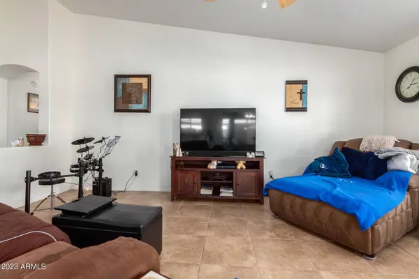 17508 W CARIBBEAN Lane, Surprise, AZ 85388