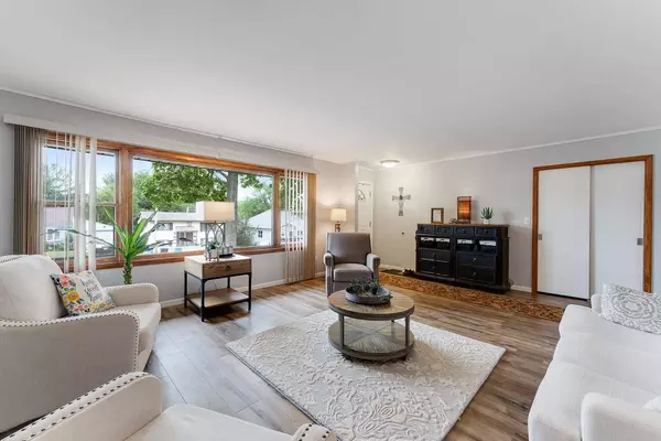 1120 Oak Street, Wisconsin Dells, WI 53965