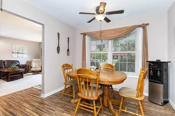 20151 S Rosewood DR, Frankfort, IL 60423