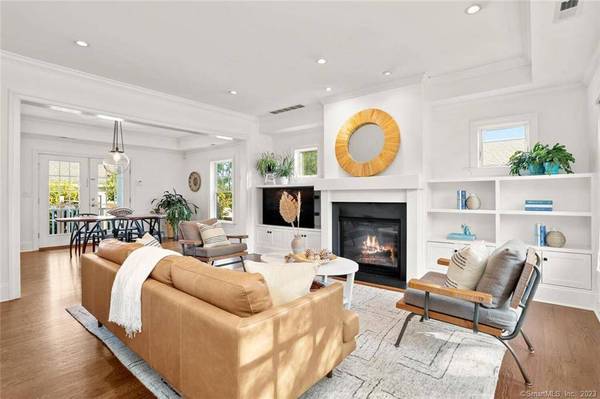 1233 South Pine Creek Road, Fairfield, CT 06824