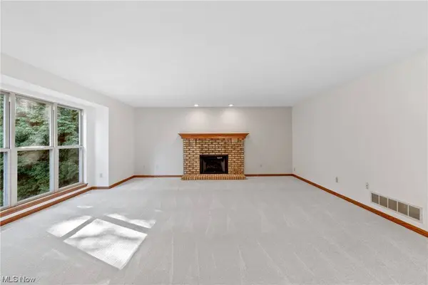 2268 Canterbury CIR, Akron, OH 44319