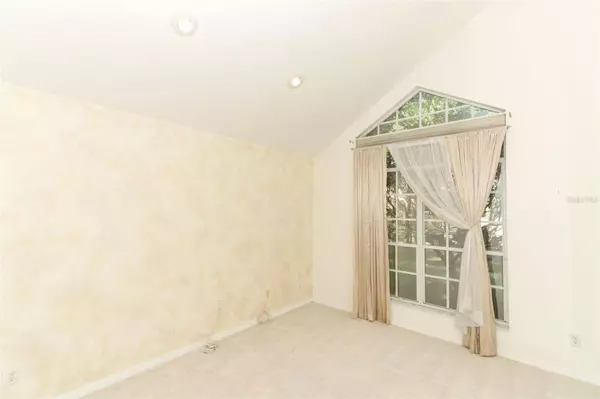 6605 CRENSHAW DR, Orlando, FL 32835