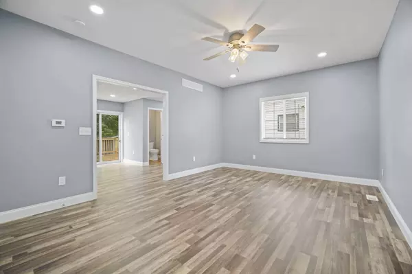 705 Lansing Avenue, Jackson, MI 49202