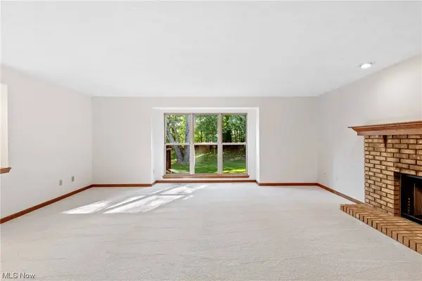 2268 Canterbury CIR, Akron, OH 44319