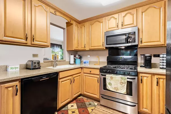 20151 S Rosewood Drive, Frankfort, IL 60423