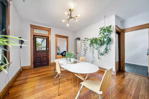 218 W Walnut Street, Southgate, KY 41071