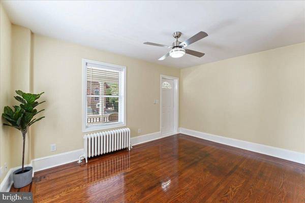 43 S 5TH ST, Oxford, PA 19363