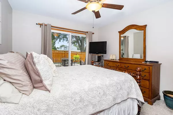 20151 S Rosewood Drive, Frankfort, IL 60423