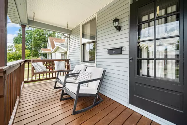 218 W Walnut Street, Southgate, KY 41071