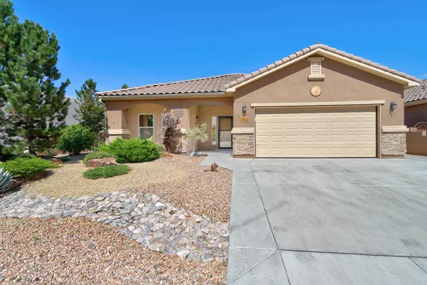 936 Salt Cedar CT, Bernalillo, NM 87004