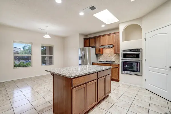 936 Salt Cedar CT, Bernalillo, NM 87004