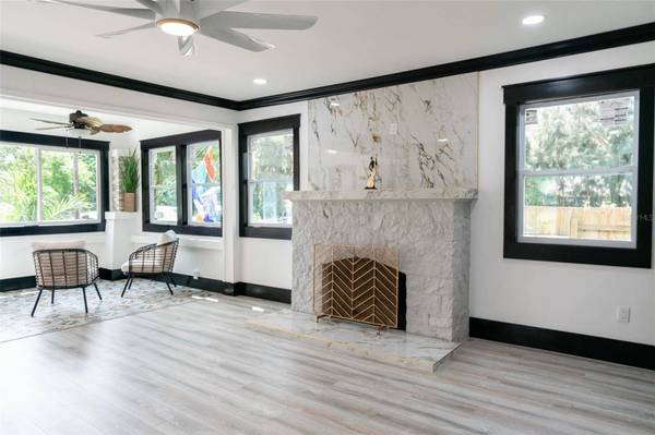 2027 43RD ST S, St Petersburg, FL 33711