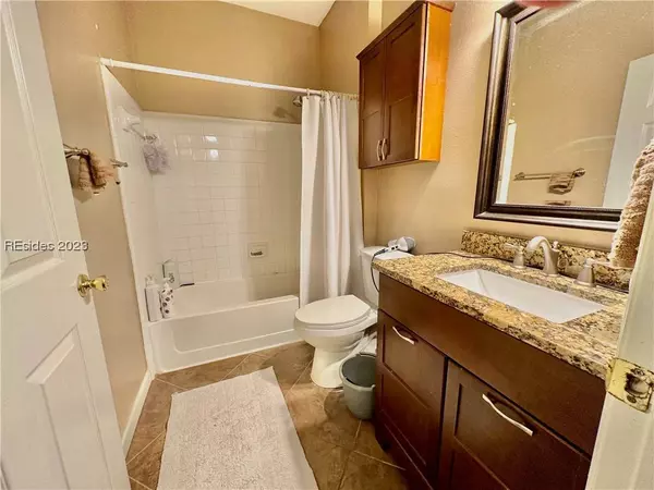 112 Union Cemetery RD #218, Hilton Head Island, SC 29926