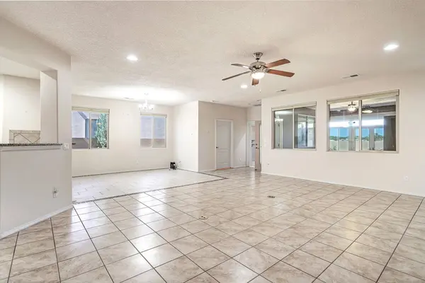 936 Salt Cedar CT, Bernalillo, NM 87004