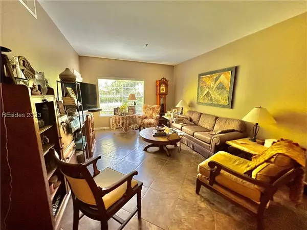 112 Union Cemetery RD #218, Hilton Head Island, SC 29926