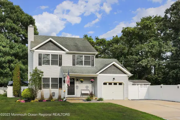 325 Dorsey Lane, Bayville, NJ 08721