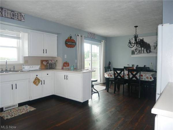 1571 County Road 15, Rayland, OH 43943