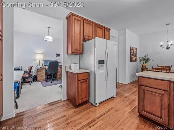 42637 Faulkner Drive, Novi, MI 48377