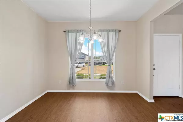 2218 Justice DR, Belton, TX 76513