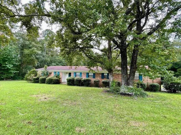 54 Buford RD, Hazlehurst, GA 31539