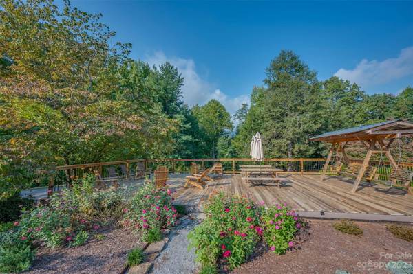 305 Grady AVE #B-2, Tryon, NC 28782