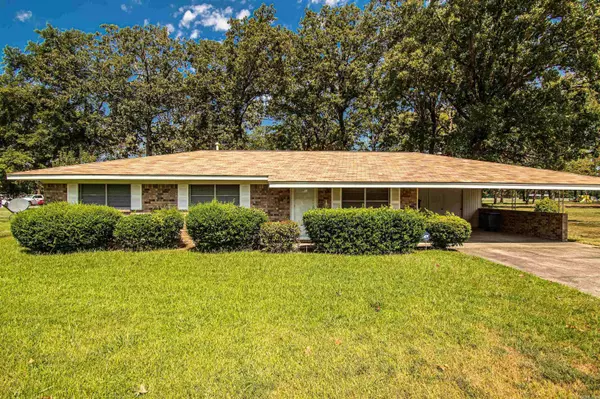 303 Busbee Street, E. Camden, AR 71701