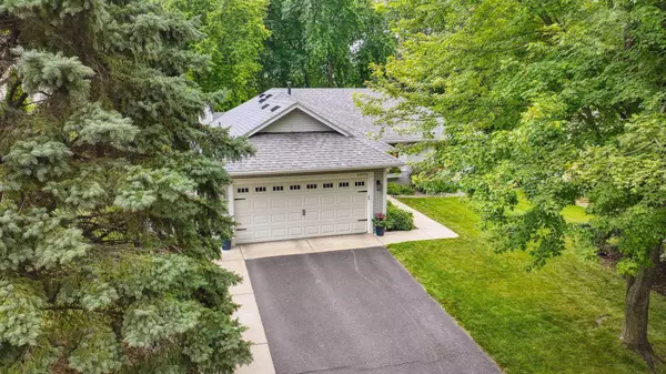 13975 Providence LN, Savage, MN 55378