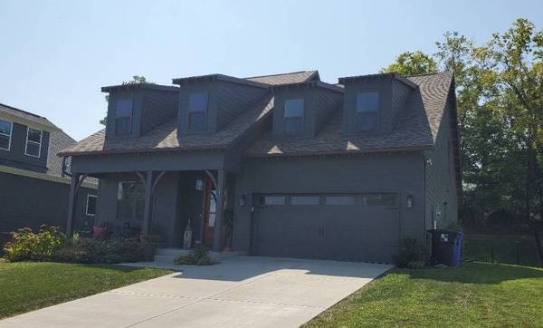 617 Davis Valley Dr, Columbia, TN 38401