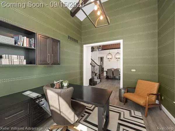 23976 Seminole Court, Novi, MI 48375