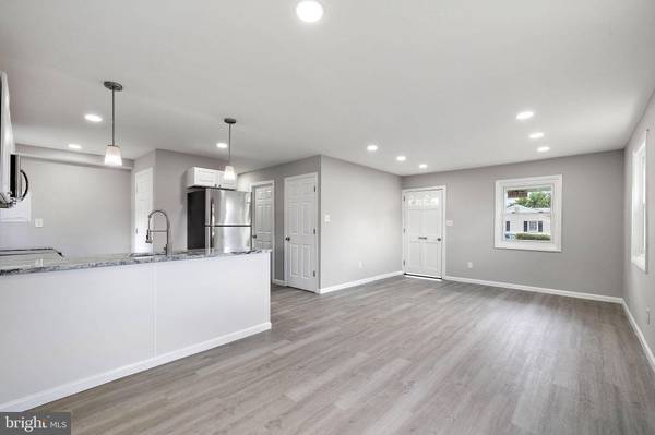 100 BUNCHE BLVD, Wilmington, DE 19801