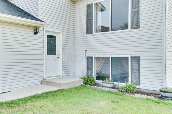 3531 VILLAGE GREEN Lane, Moorhead, MN 56560