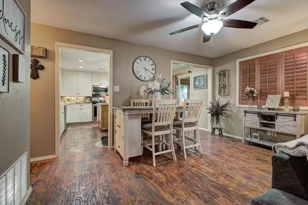 4630 Covered Wagon TRL, Enid, OK 73701-8505