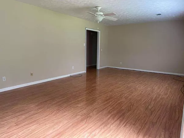 54 Buford RD, Hazlehurst, GA 31539