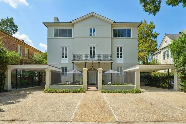 550 WALNUT ST, New Orleans, LA 70118